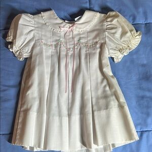 Vintage White Dress with Puffed Sleeves and Pintuck Pleats and embroidery